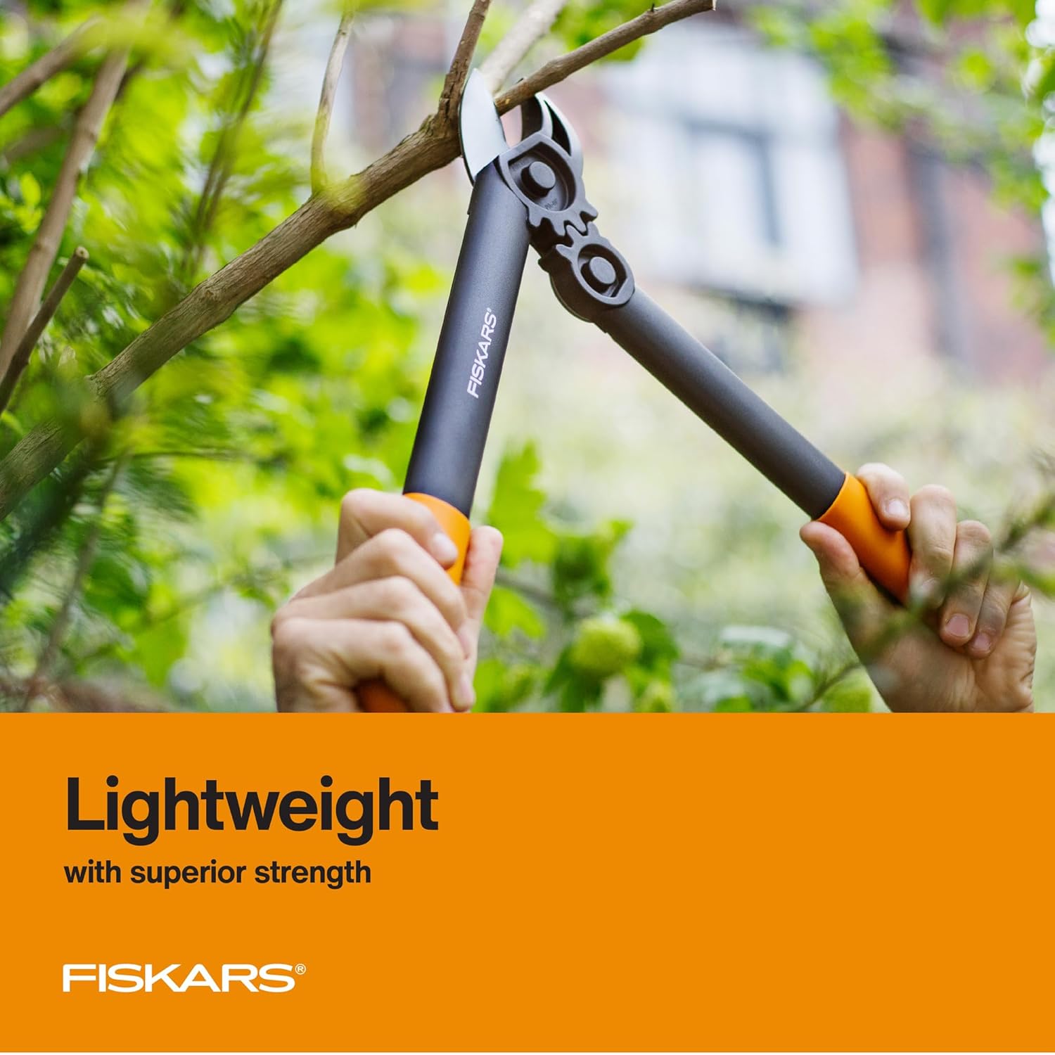 Fiskars 15-Inch PowerGear Loppers, Sharp Steel Blade Bush and Tree Trimmer, Cuts up to 1.25-Inch Diameter Branches, Rust Resistant and Lightweight Pruner, Yard Tools for Gardening - Hình 5