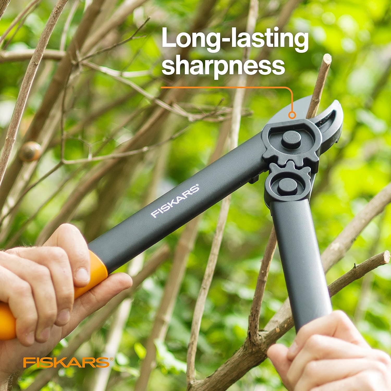 Fiskars 15-Inch PowerGear Loppers, Sharp Steel Blade Bush and Tree Trimmer, Cuts up to 1.25-Inch Diameter Branches, Rust Resistant and Lightweight Pruner, Yard Tools for Gardening - Hình 6